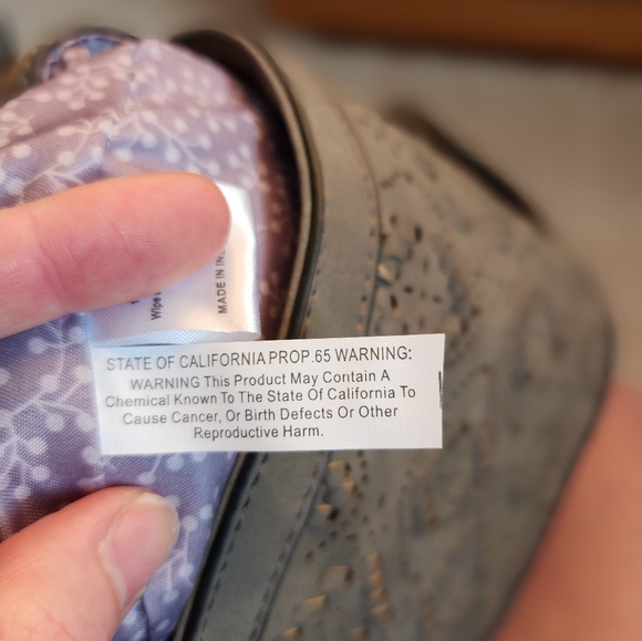 True Craft Western Inspired Crossbody Bag - Picture 10 of 13